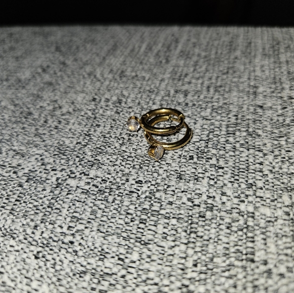 Mini Gem Huggies - Picture 5 of 5